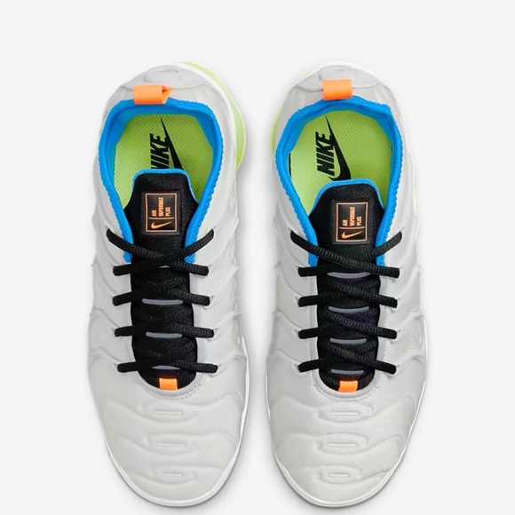Nike Womens Air VaporMax Plus DQ4695-001 size 8 athletic sports gym running - Picture 4 of 15